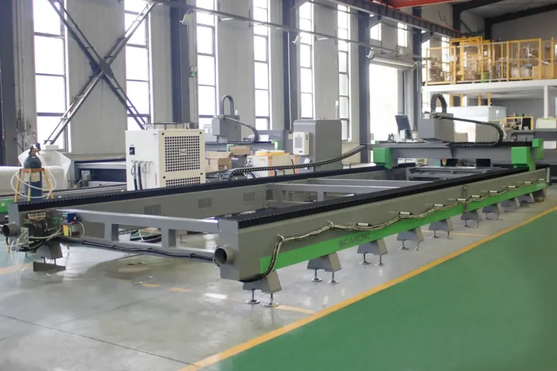 CNC fiber laser cutting machine
