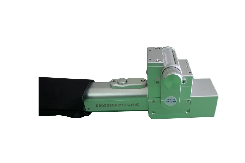 Laser welding head