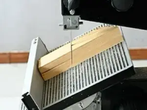 heavy-duty-wood-resawing-vertical-band-saw-sample
